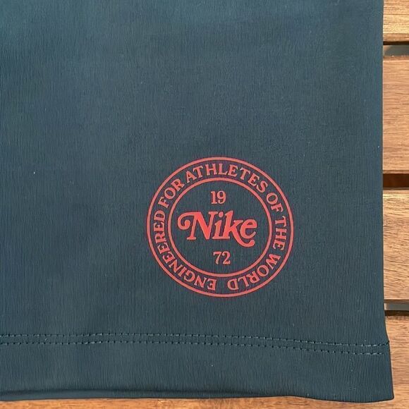 NWT Nike Dri-Fit 7 '' Campus Shorts Navy Women Size XS(FJ1825-454)MSRP$50 - Picture 3 of 9